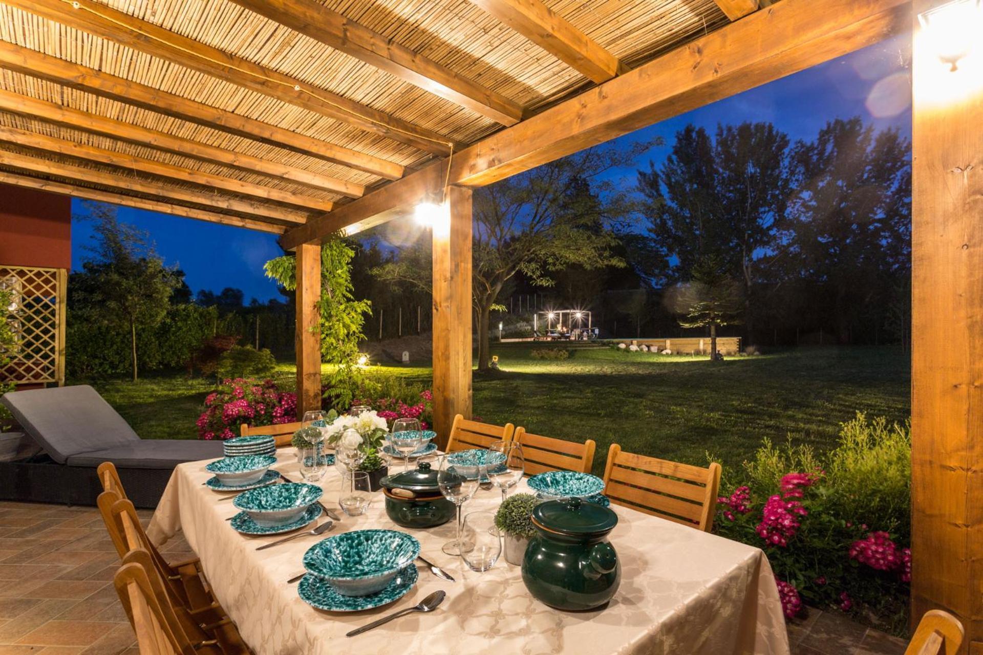 לוקה Villa Sul Fiume Romantic Farmhouse With Pool מראה חיצוני תמונה