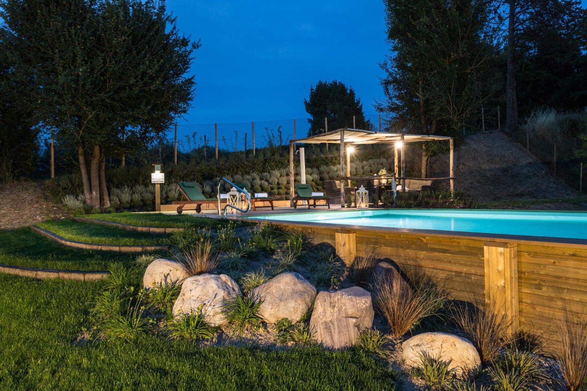 לוקה Villa Sul Fiume Romantic Farmhouse With Pool מראה חיצוני תמונה