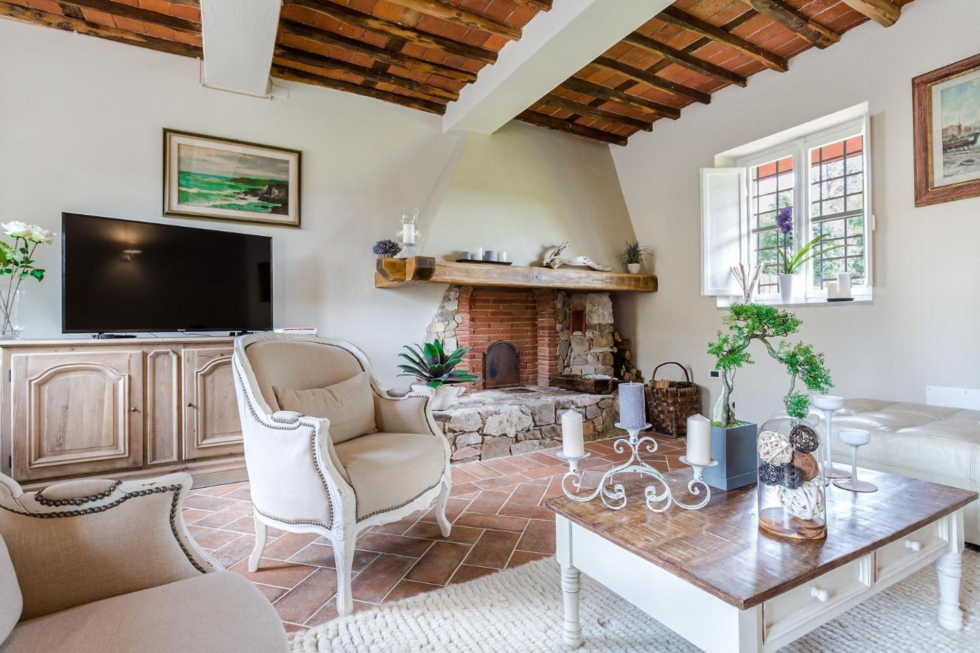 לוקה Villa Sul Fiume Romantic Farmhouse With Pool מראה חיצוני תמונה